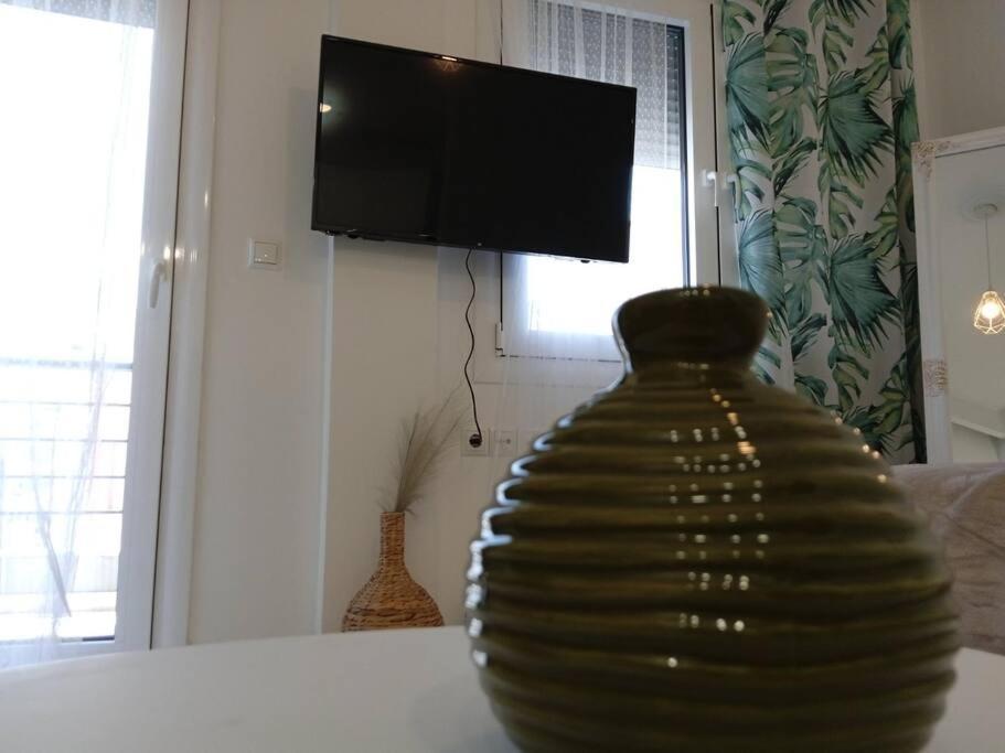 Appartamento Block Of Flats - Modern Flat Giannina Esterno foto